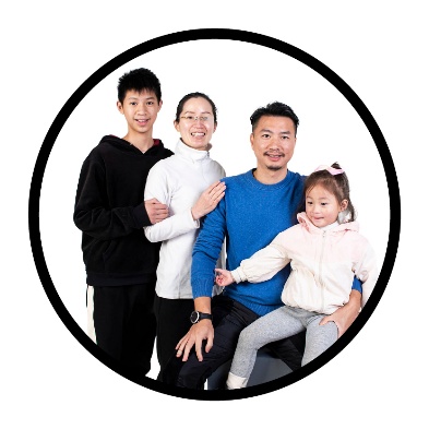 A family with 2 parents and 2 children.